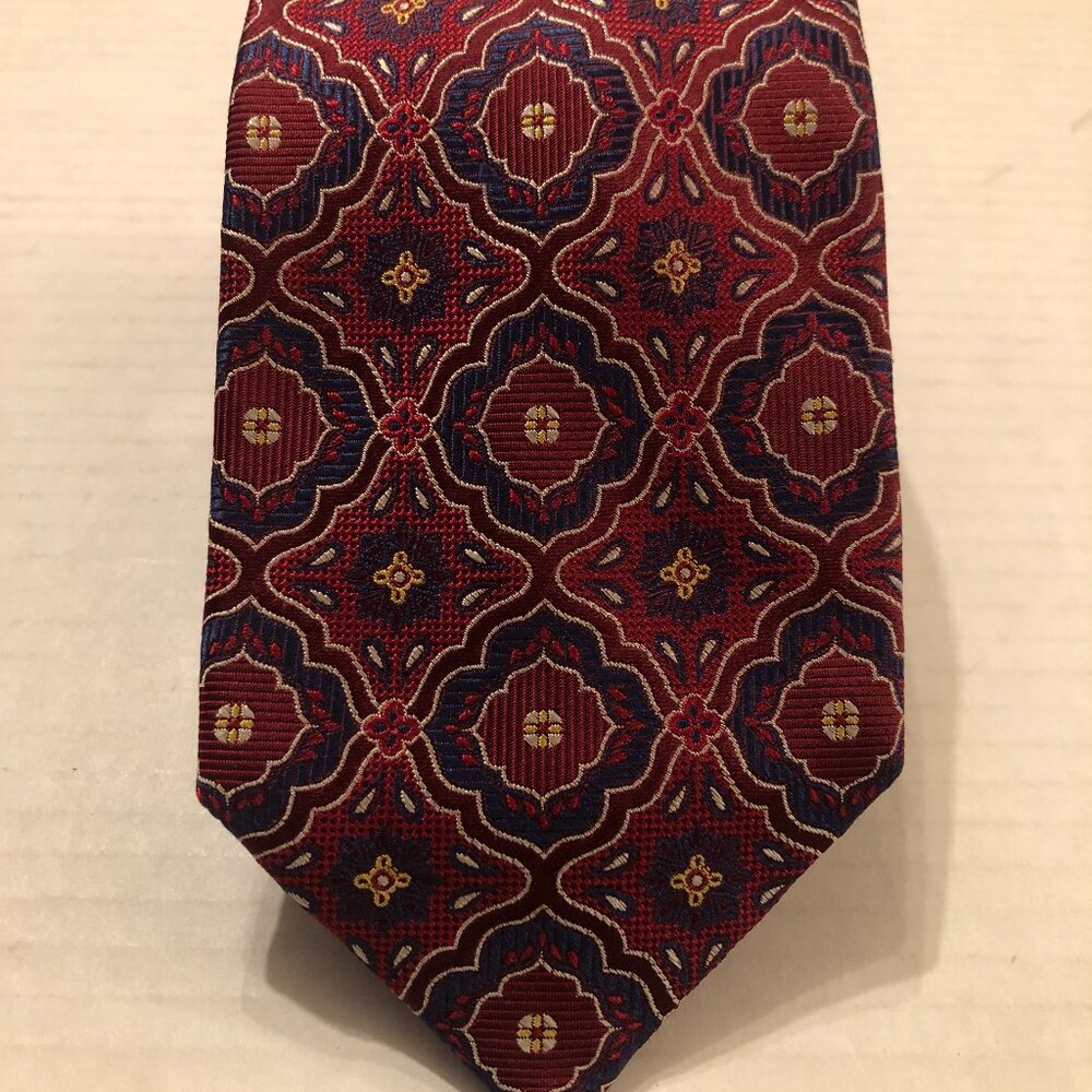 SANTORELLI men's new dark red 100%silk tie  3 3/8" X 60 1/2"